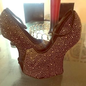 Unique bling heels